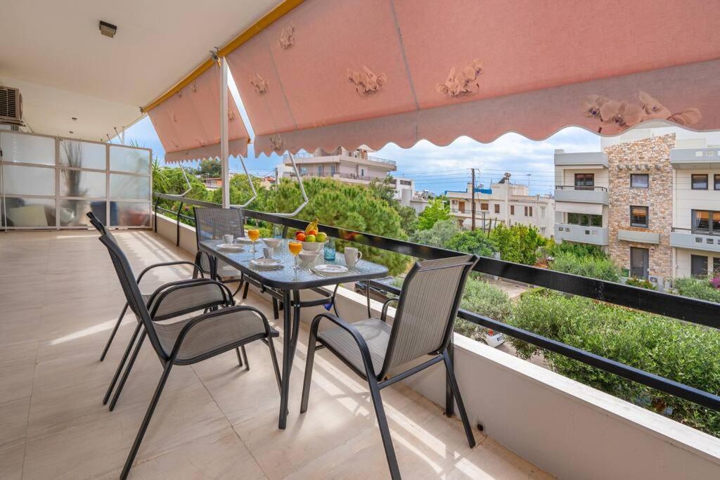 Apartment Peaceful 2 Bedroom In Glyfada Center *